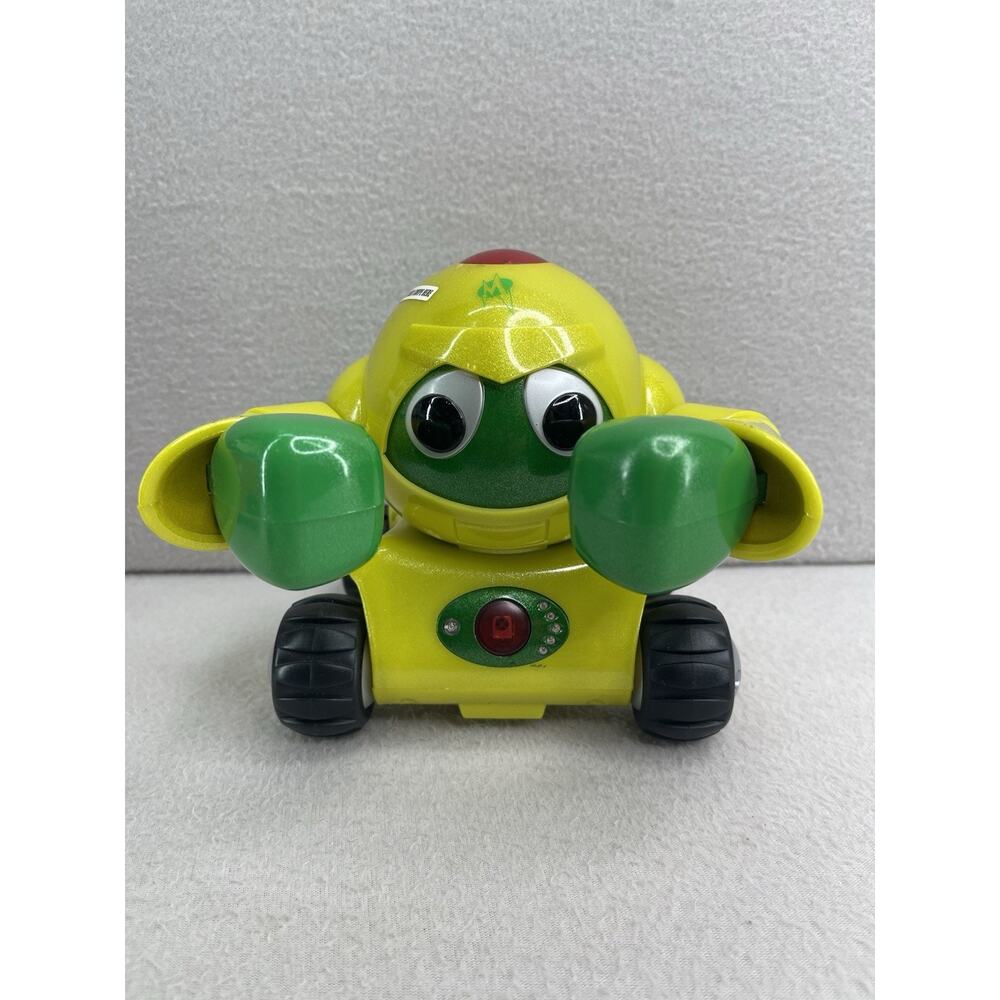 Rumble Robots ME-FISTO Blue Team Interactive Fighting Robots Missing Controller
